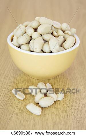 Salted peanuts View Large Illustration Stock Illustration - Salted peanuts. Fotosearch