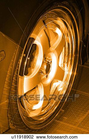 Drawing - Rim and Tire. Fotosearch