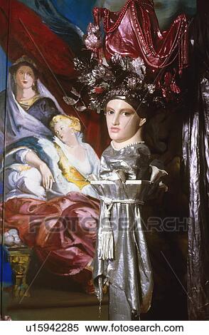 Renaissance woman's bust with painting in background View Large Illustration Stock Illustration - Renaissance woman's bust with painting in background. Fotosearch