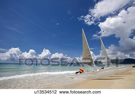 Yacht anchoring on the beach View Large Photo Image Stock Image - Yacht anchoring on the beach. Fotosearch