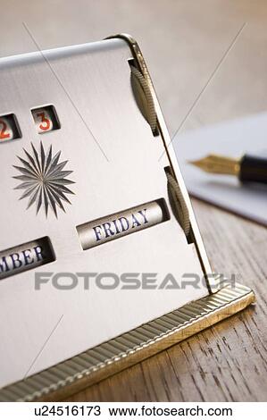 Stock Image - Old Fashioned Desk Calendar. Fotosearch