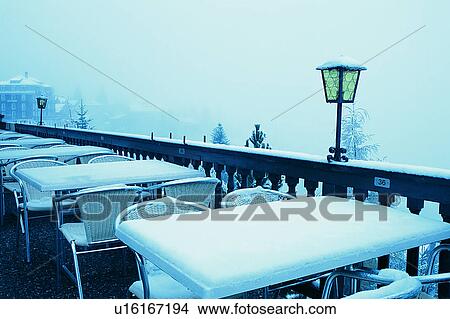 Picture - White, Snow, Table, Building, Caf?, Houses, Tables. Fotosearch