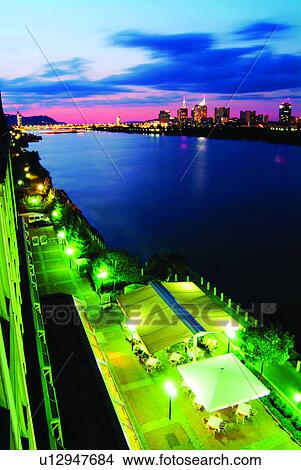 Picture - Natural landscape, Discovery of Nature, House, Relaxing, Rivers, Buildings. Fotosearch