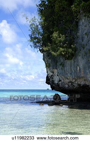 Stock Image - cloud, summer, outside, clear day, ocean, daytime, beach. Fotosearch