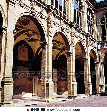 Stock Photograph - European Architecture, Artists, Circle Building, Architecture, Design, Creation of Art, Europe. Fotosearch