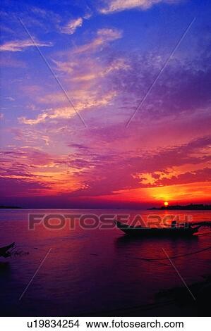 Picture - Landscape, Sunrising, Sunset, Cloud, Nature, Oceans, Seas. Fotosearch
