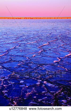 Stock Photo - Pond, US & Euro Landscape, Illinois, Chicago, Ponds, Michigan Lake. Fotosearch