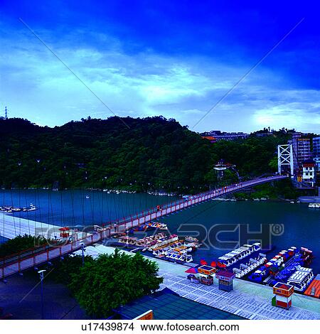 Picture - scenic spot, suspension bridge, Pitan(Green Lake), Asia, Taiwan, Chinese, scenery. Fotosearch