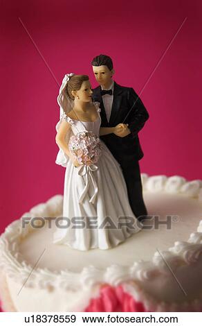 Stock Photo - Wedding cake. Fotosearch