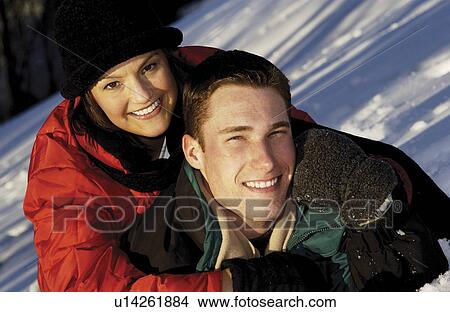 Picture - Couple in the snow. Fotosearch