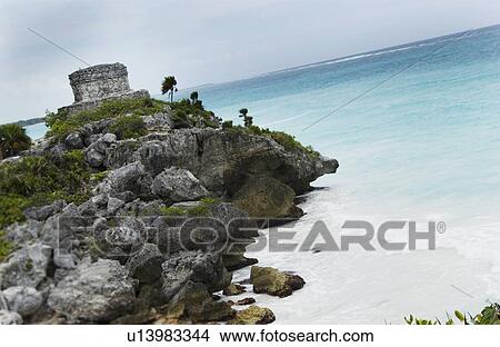 Picture - Caribbean scenery. Fotosearch