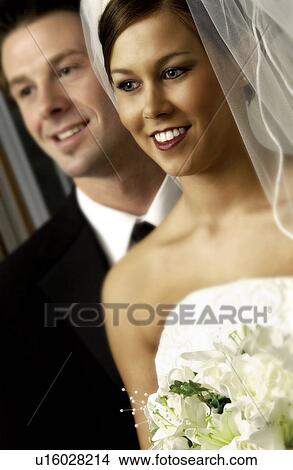 Picture - Bride and Groom. Fotosearch
