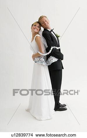 Picture - Bride and groom portrait. Fotosearch