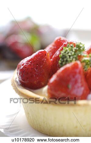 Close-Up, Small Group of Objects, Indoors View Large Photo Image Stock Image - Close-Up, Small Group of Objects, Indoors. Fotosearch