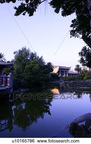 Stock Photograph - Capital Cities, Outdoors, Day. Fotosearch