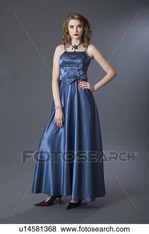 formal dress teenage girl