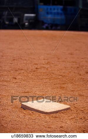 Stock Image - Baseball diamond. Fotosearch