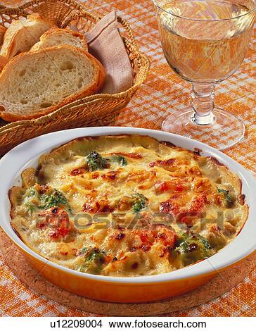 Picture - Gratin Of Shrimp And Broccoli. Fotosearch