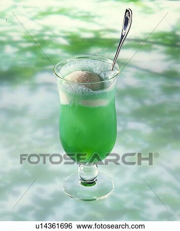 Stock Photograph - Soda With Ice Cream. Fotosearch