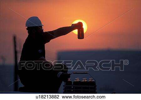 Stock Image - Drilling Crew on Drillfloor. Fotosearch