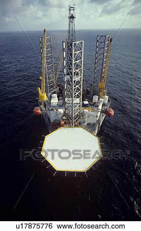 Stock Photograph - Offshore Oil Drilling Rig. Fotosearch