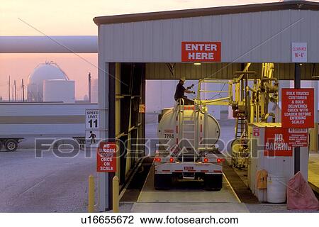Tanker Truck Filling Up at Distribution Facility View Large Photo Image Stock Image - Tanker Truck Filling Up at Distribution Facility. Fotosearch