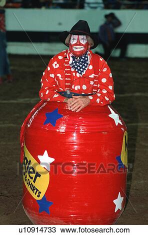 Stock Image - danger, clown, portrait, relaxing, waiting, rodeo. Fotosearch