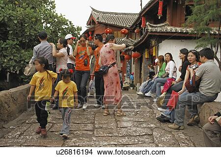 Picture - holiday, person, tourisst, chinese, china, people. Fotosearch