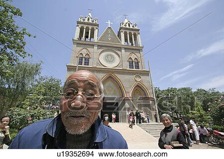 Picture - mass, person, sunday, hina, cman, people. Fotosearch