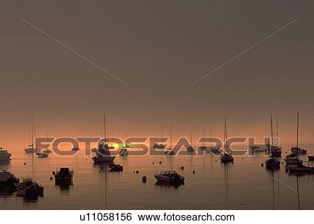 Stock Photograph - quiet, boats, maine, coast, marina, water. Fotosearch