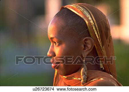 Picture - american, fashion, african, beauty, people, woman. Fotosearch