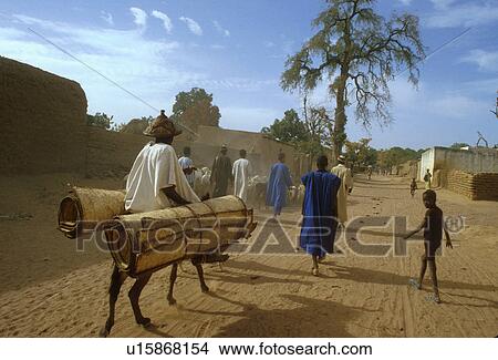 market, person, walking, mali, 3098, people View Large Photo Image Picture - market, person, walking, mali, 3098, people. Fotosearch