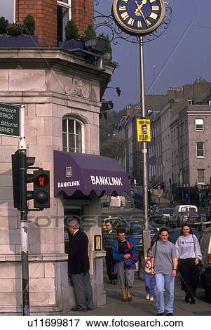 street, teller, busy, corner, machine, bank View Large Photo Image Stock Photo - street, teller, busy, corner, machine, bank. Fotosearch