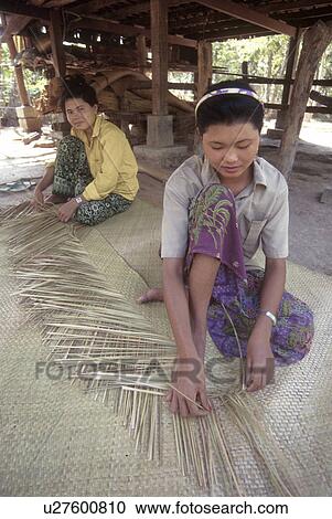 Stock Image - weaving, person, 4040, women, art, people. Fotosearch
