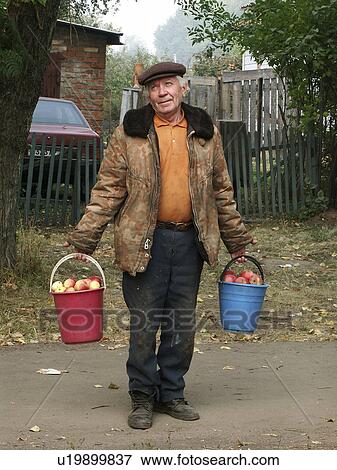 Stock Photo - person, selling, russia, 7999, people. Fotosearch