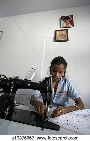 Stock Photo - queens, person, india, women, art, people. Fotosearch