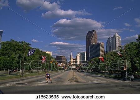 Stock Photography - skyline, street, city, pa, philadelphia, urban. Fotosearch