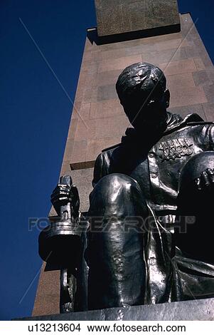 Picture - bronze, berlin, statue, memorial, modern. Fotosearch