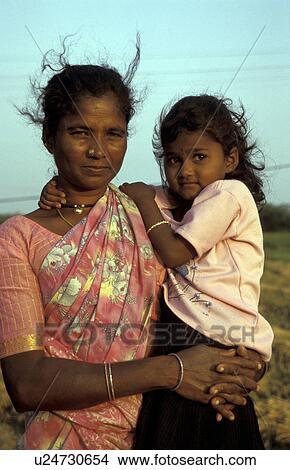 nadubadum, person, urnima, rani, india, people View Large Photo Image Picture - nadubadum, person, urnima, rani, india, people. Fotosearch