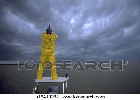 Stock Image - signal, boat, get, trying, captain, water. Fotosearch