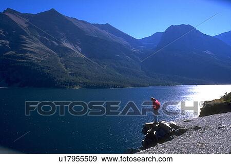 Stock Photo - marys, stands, st, saint, edge, tourist. Fotosearch