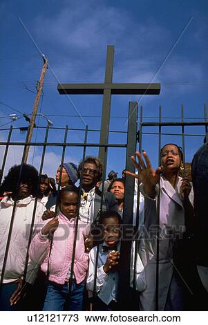 oakland, huey, funeral, newtons, newton, woman View Large Photo Image Stock Image - oakland, huey, funeral, newtons, newton, woman. Fotosearch