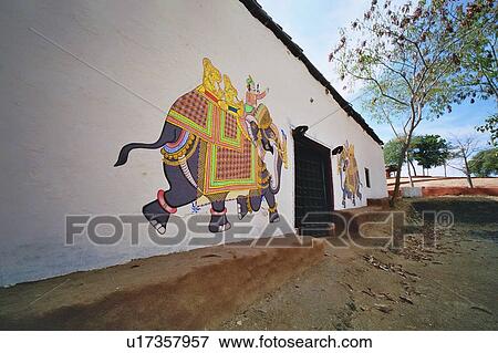 Stock Photo - artist, painting, king, elephant, wall, painted. Fotosearch