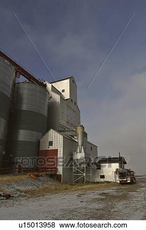 Stock Photo - canada, elevator, saskatchewan, scenic, holdfast, grain. Fotosearch
