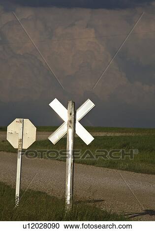 Stock Image - currents, clouds, convention, severe, contain, cumulonimbus. Fotosearch