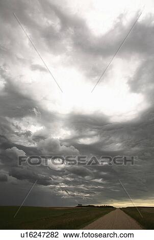 Stock Image - currents, clouds, convention, severe, contain, cumulonimbus. Fotosearch