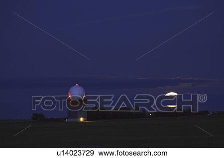Stock Photo - moon, wing, 15, rising, full. Fotosearch