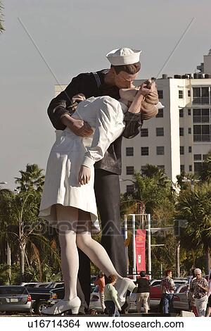 Picture - sailor, scenic, female, woman, statue. Fotosearch
