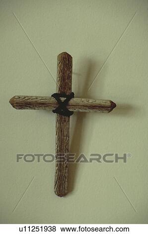 Stock Photo - western, wooden, center, tied, cross, simple. Fotosearch