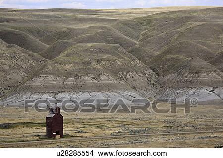 Picture - alberta, wooden, dorothy, elevator, grain, abandoned. Fotosearch